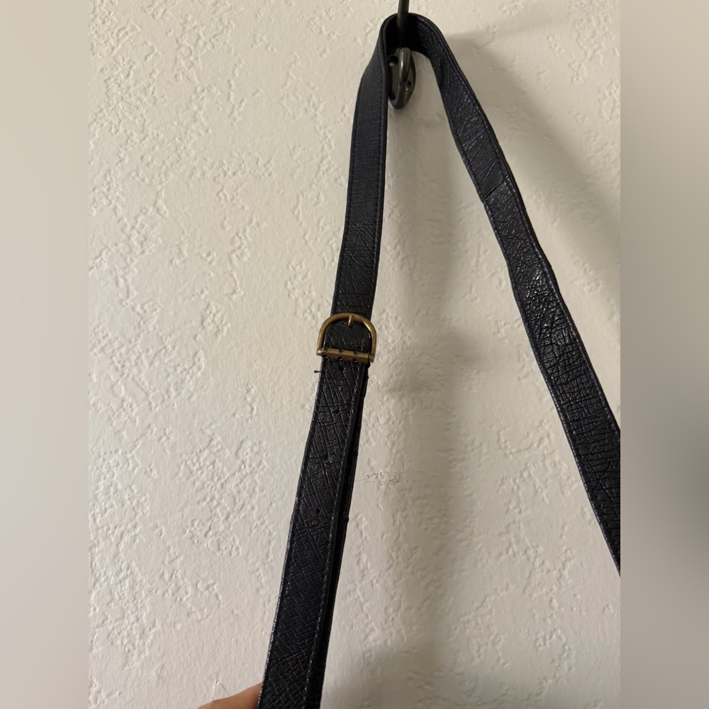 Vintage Genuine Ostrich Leather Makara - Picture 4 of 7